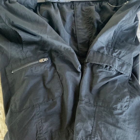 Columbia Women's Sandy River Cargo Short Black 1X with gray Belt - Picture 7 of 9